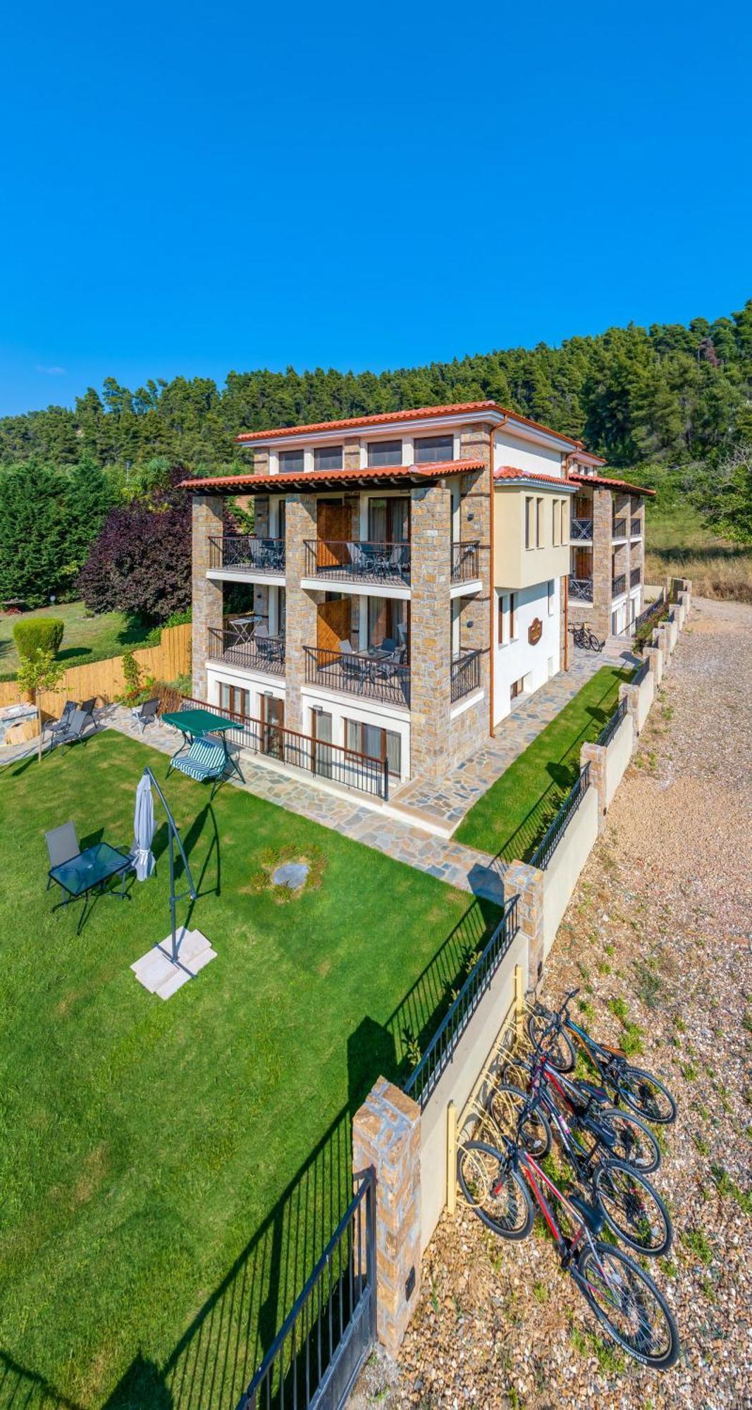 Penelope Luxury Suites Fourka Exteriér fotografie